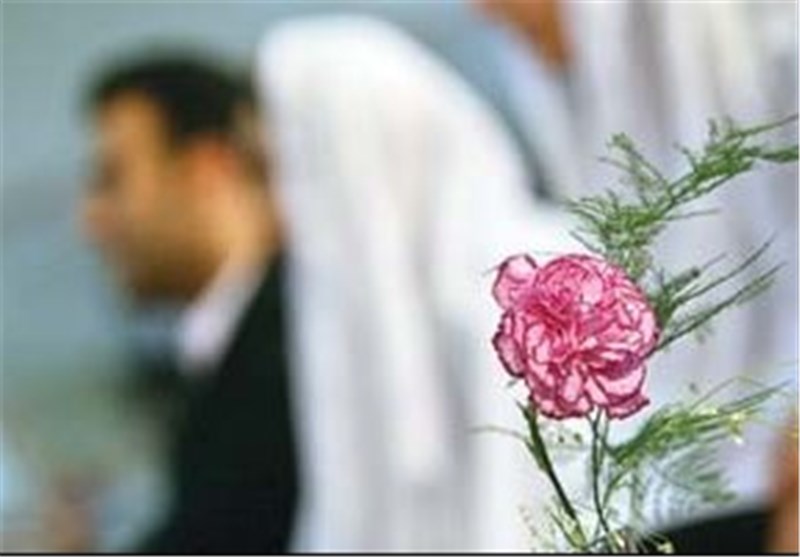پیوند زوج‌های جوان همدانی در باغ موزه دفاع مقدس برگزار شد