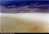 بحران دریاچه ارومیه دامن استان های دیگر را می گیرد/سدهای اطراف ارومیه خالی و یا تخریب شوند