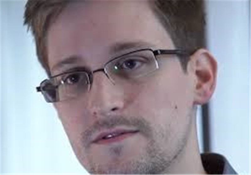 Snowden Not Paid for Revealing Information: Lawyer