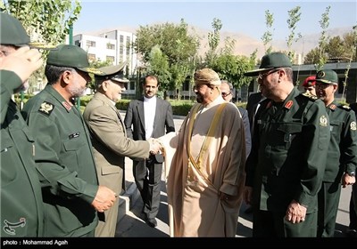 مراسم استقبال رسمی از وزیر دفاع عمان توسط سردار حسین دهقان وزیر دفاع