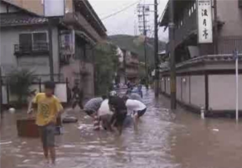 Evacuation Advisory Issued for 300,000 Residents in W. Japan amid Heavy Rain