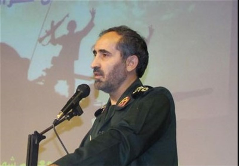 سردار شادمانی: مشکلات زمانی حل می‌شود که مسئولان به روحیه دهه اول انقلاب باز گردند