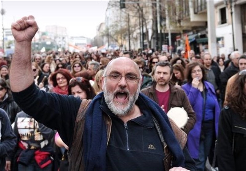 Thousands Protest Austerity in Greece