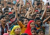 درگیری بین پلیس بنگلادش و کارگران معترض