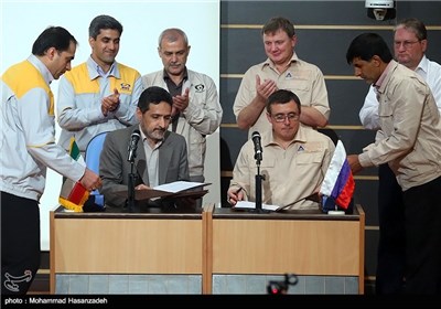 امضای تفاهم نامه میان ایران و روسیه برای تحویل موقت نیروگاه بوشهر به سازمان انرژی اتمی