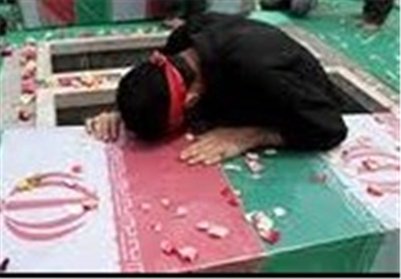 خانواده سرداران شهید مازندران تجلیل شدند