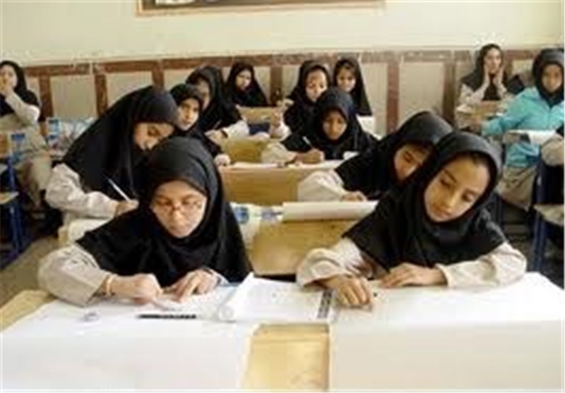 35000 دانش‌آموز دختر بوشهری تحت پوشش طرح &quot;آهن‌یاری&quot; قرار گرفتند