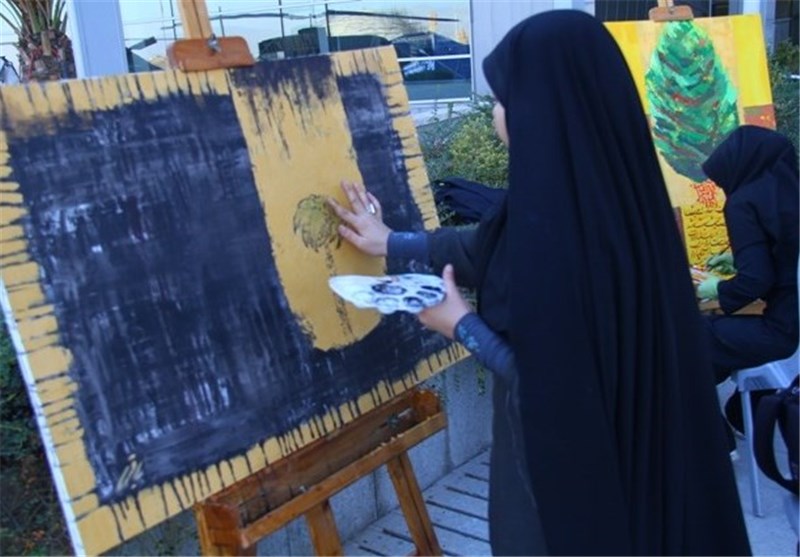 برگزاری کارگاه نقاشی هنرمندان شاهد و ایثارگر در مسجد جامع خرمشهر