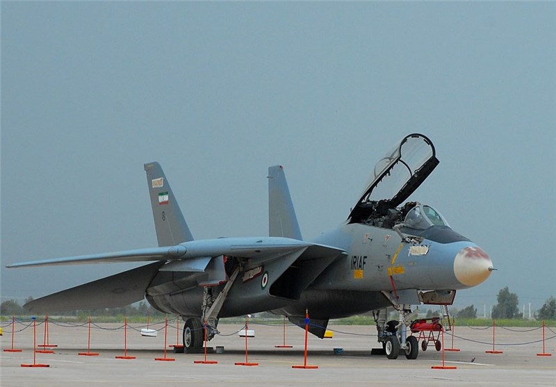 اورهال یک فروند جنگنده F-14