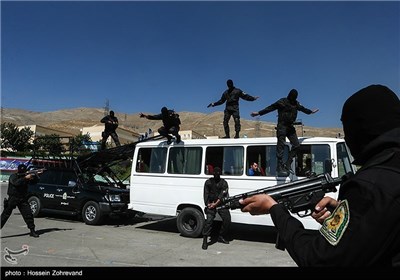 Foreign Military Attaches Visit Iranian Police Academy