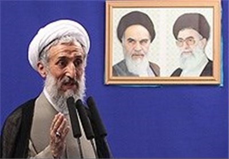 مهندسی نظام جمهوری اسلامی با نظر ولی‌فقیه اجرایی می‌شود