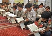 2600 بروجردی در پایگاه های قرآنی مشغول قرآن آموزی هستند