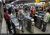 16 فروردین 288 هزار نفر با متروی تهران جابجا شدند!/ با افزایش مسافر فاصله‌گذاری غیرممکن می‌شود
