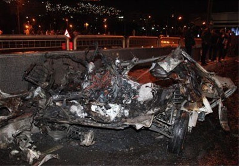 Car Bomb Kills At least 10 Near Syrian Capital