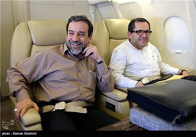 Iranian Negotiators Arrive in Geneva for Talks with G5+1