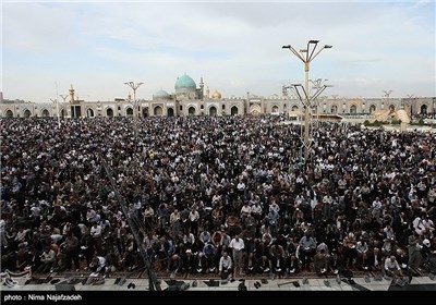 مراسم دعای روز عرفه در صحن مطهر رضوی