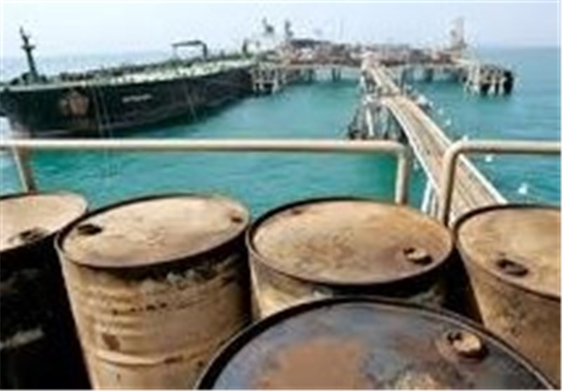 نخستین محموله نفتی از بندر خرمشهر به مقصد امارات صادر شد