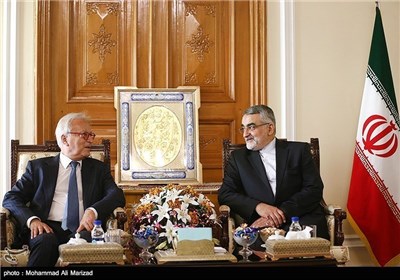 European Delegation Meets Senior Iranian Lawmakers 