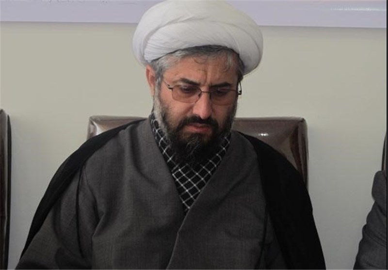 باید غدیر را مانند عاشورا احیا  کنیم