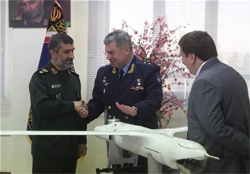 Russian Air Force Commander Visits Military Airbase in Tehran