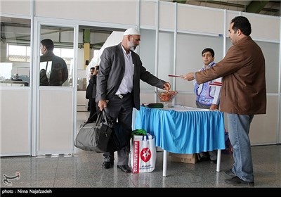 ورود کاروان حجاج به مشهد