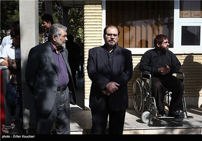 امیر نوری، مهرداد ضیایی و محمود عزیزی در پشت صحنه فیلم و سریال معراجی ها
