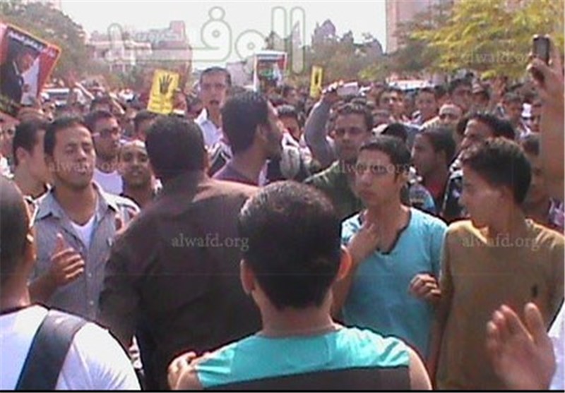 Egypt: Pro-Mursi Protesters March Across Cairo