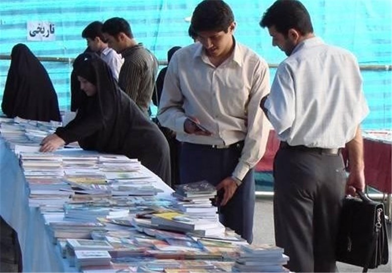 نمایشگاه کتاب محرم در ماکو برپا شد