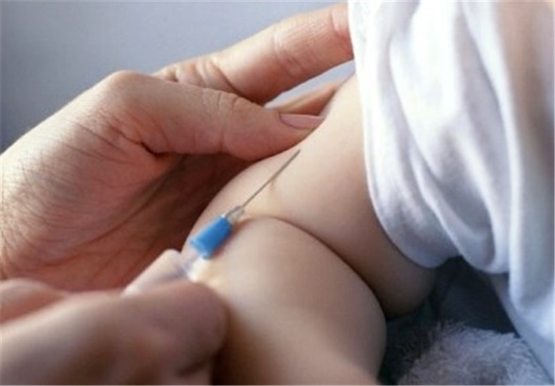 تزریق واکسن پنجگانه در استان سمنان آغاز شد