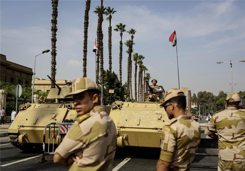 کنترل شدید مبادی ورودی قاهره/افزایش تعداد طرفداران مرسی در برابر آکادمی پلیس