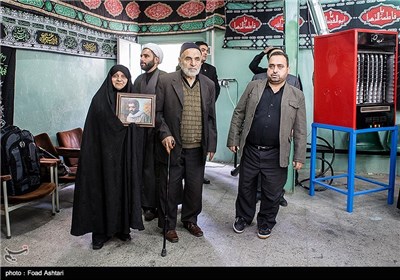 ورودخانواده شهید محمد منتظری به معراج شهدا 