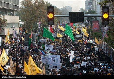 Iranians Mark National Day against Global Arrogance