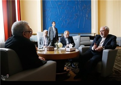 Zarif Meets Brahimi in Geneva