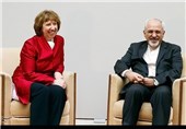 ظریف و اشتون برای برگزاری اجلاس ایران و 1+5 در اواخر بهمن توافق کردند