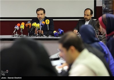 Photos: Iran’s Top Negotiator Abbas Araqchi in Press Conference in Geneva