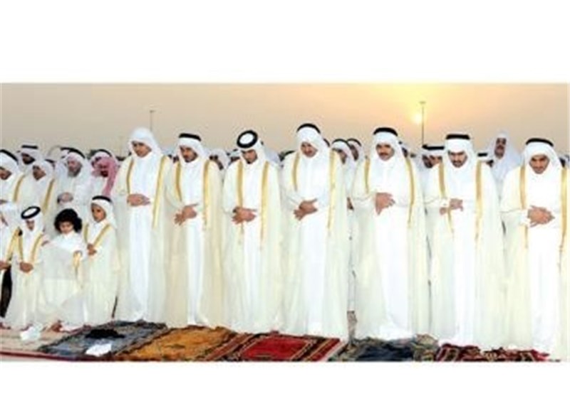 امیر قطر نماز باران به جا آورد