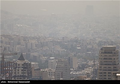 Tehran Closes Kindergartens, Elementary Schools over Air Pollution
