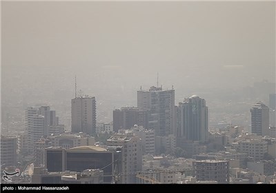 Tehran Closes Kindergartens, Elementary Schools over Air Pollution