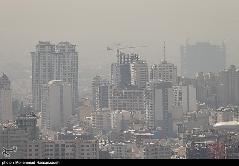 Toxic Smog Forces Closure of Schools in Parts of Iran (+Video)