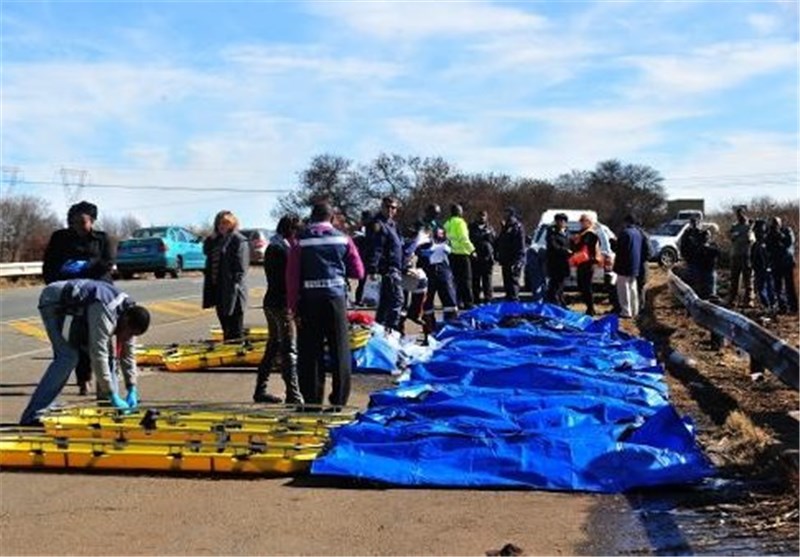 کشته شدن 11 نفر در حادثه تصادف اتوبوس در آفریقای جنوبی
