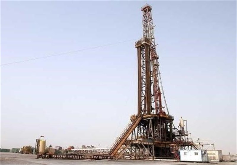 Iran Inks MoU with Italian Firms on Oil Drilling Projects