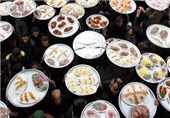 برگزاری مراسم پخت سنتی غذای نذری تاسوعای حسینی در اراضی مبارکه