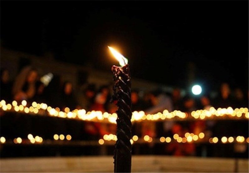 مردم نطنز شمع به دست به یاد حضرت زینب(س) گریستند