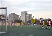 تیم فوتبال پدیده مشهد پیروزی را با تساوی عوض کرد