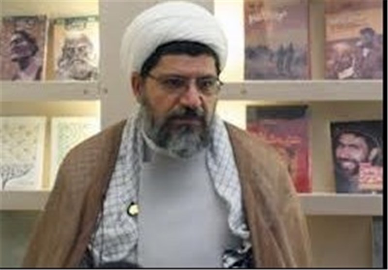 رمز و راز اصرار امام خامنه‌ای بر مطالعه کتب جنگ