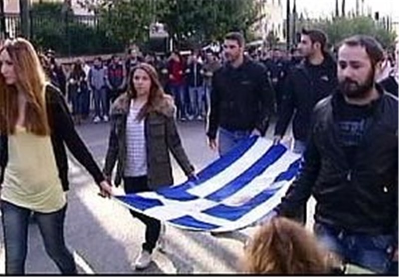 Greek Riot Police Clash with Anti-Fascists