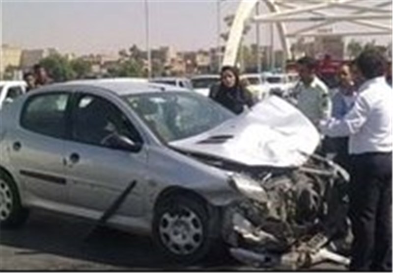 سقوط خودروی پژو معلم ملکشاهی را به کام مرگ کشاند