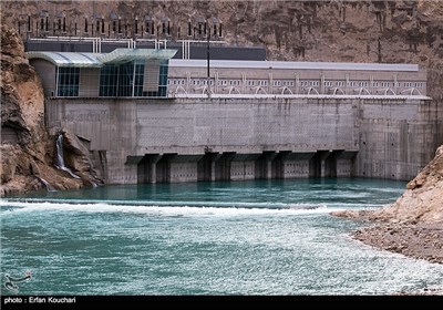 نیروگاه 1000 مگا واتی سد کارون 4