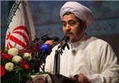 هنر انقلاب اسلامی باید پیام دین را احیا کند