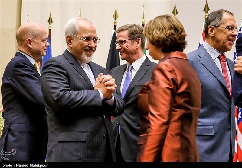 İran Nükleer Anlaşmanın Bir Yılını Konuşuyor